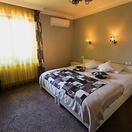 4cardinals Boutique 3* Brașov