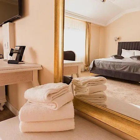 Hotel 4cardinal's Boutique