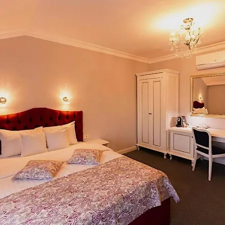 4cardinals Boutique Brașov