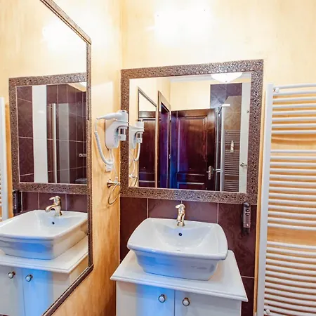 Hotel 4cardinal's Boutique 3*