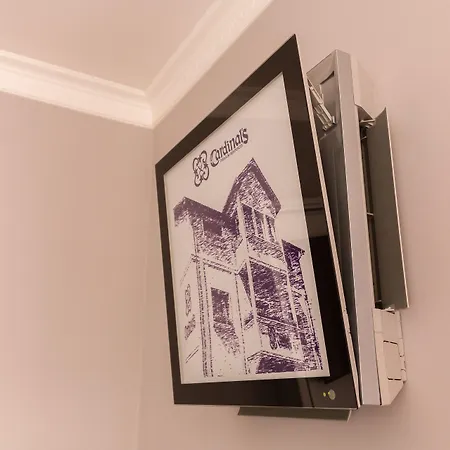 4cardinal's Boutique