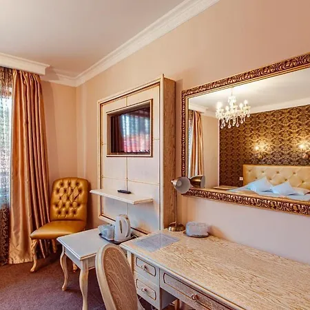 4cardinal's Boutique Hotel Braşov