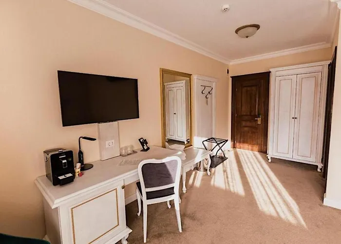 4cardinals Boutique Hotel