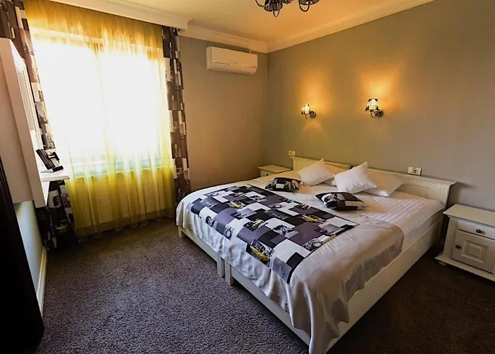 4cardinals Boutique 3* براشوف