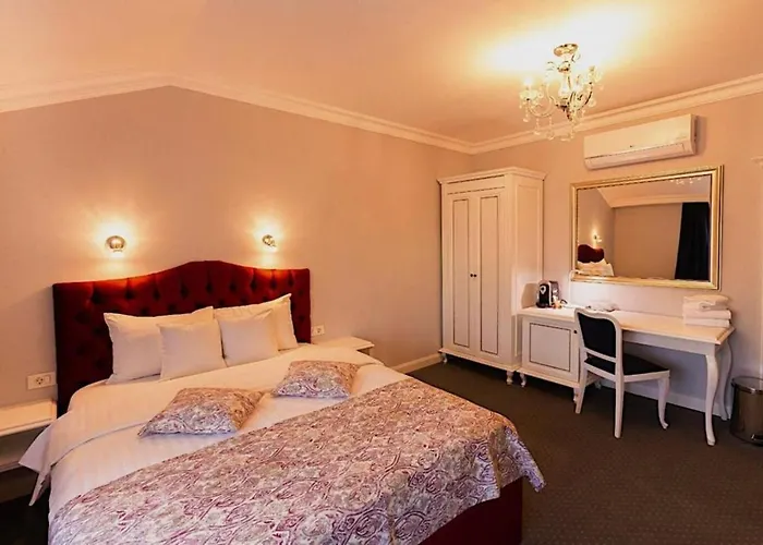 4cardinals Boutique Brasov