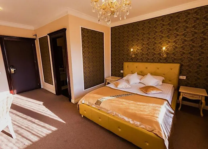 4cardinals Boutique براشوف