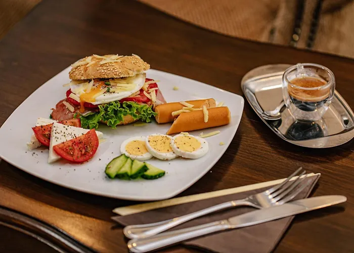 4cardinals Boutique فندق 3*